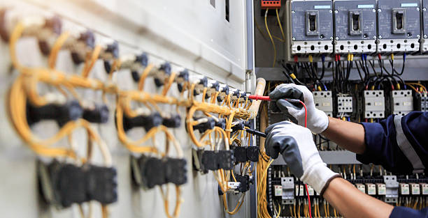 Professional Electrician technician working in American Fork, UT